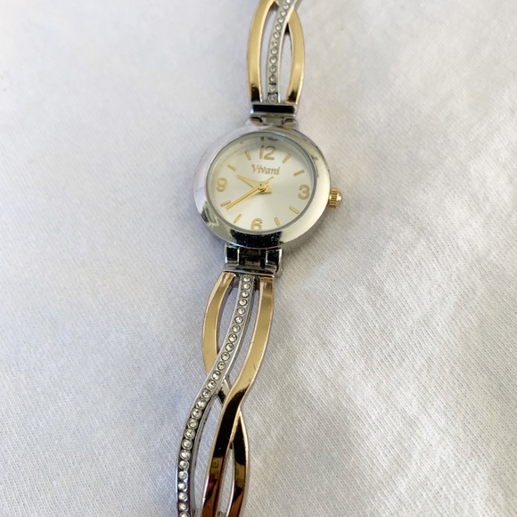 Fashion watch with clear stone - Picture 8 of 9